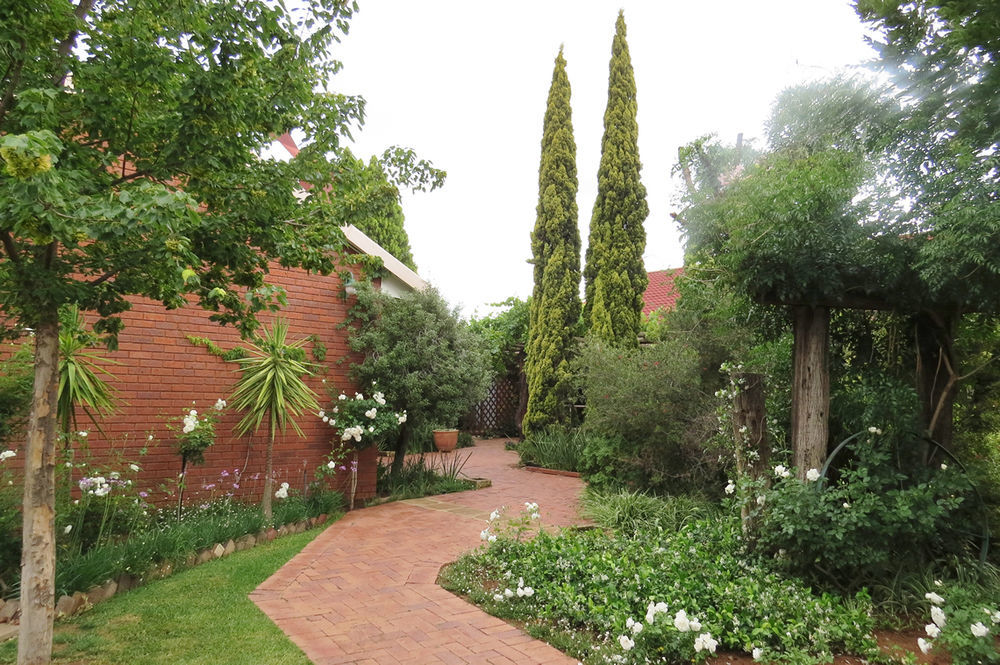 בלומפונטייין Camelia Guest House מראה חיצוני תמונה