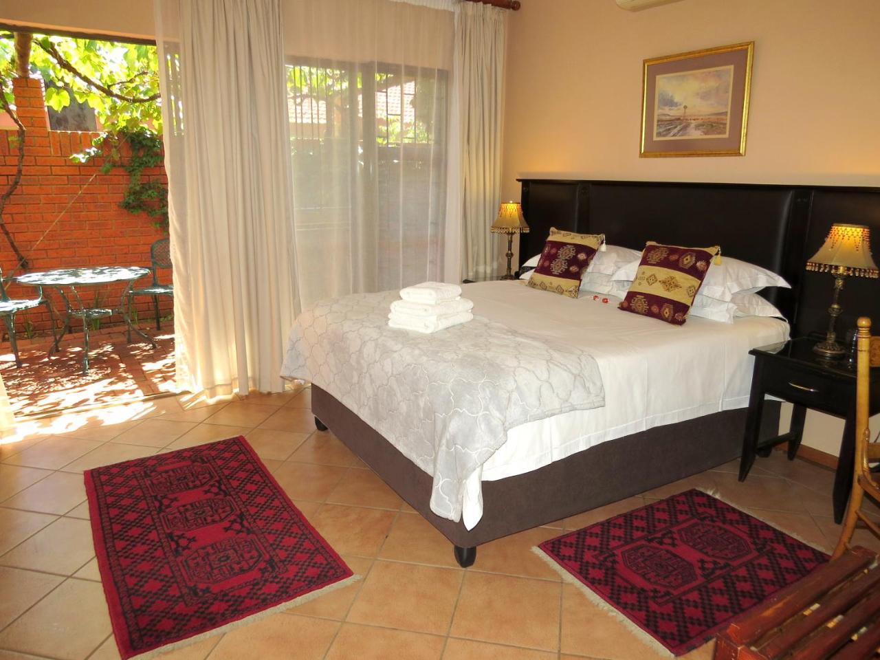 בלומפונטייין Camelia Guest House מראה חיצוני תמונה